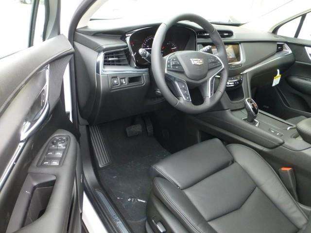 2017 Cadillac XT5 Premium Luxury 4dr SUV